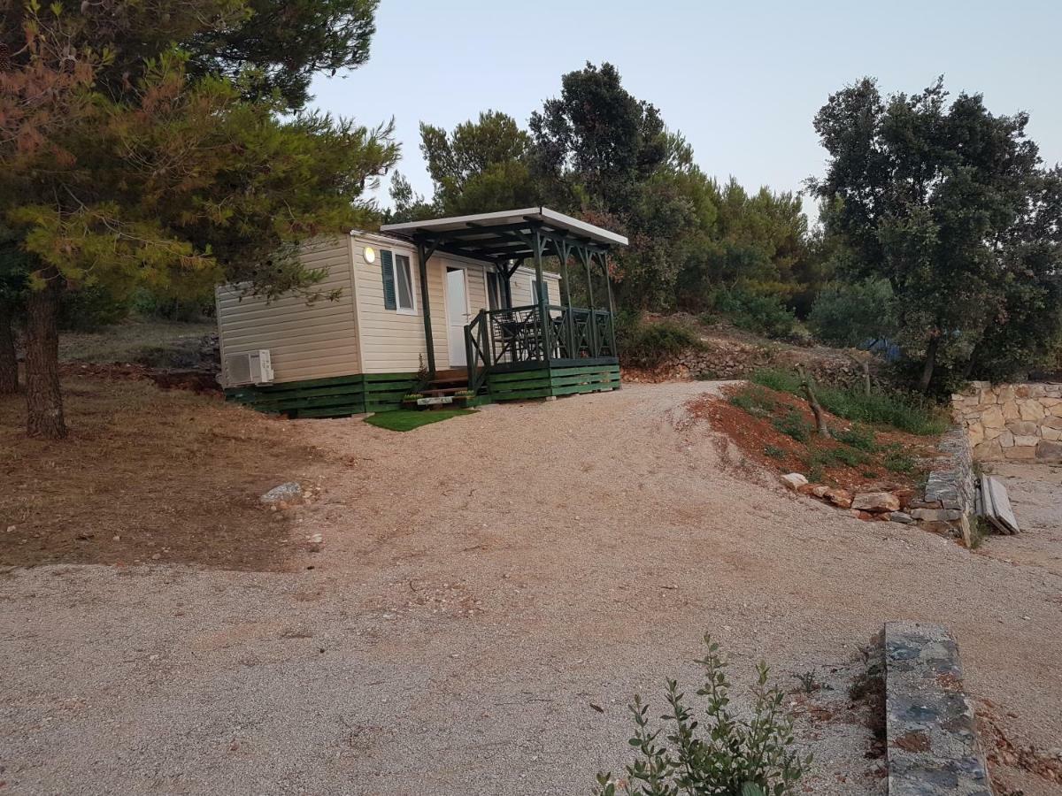 Kamp Lunga Hotell Jezera Exteriör bild