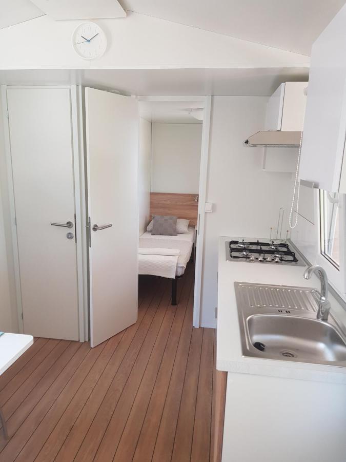 Kamp Lunga Hotell Jezera Exteriör bild